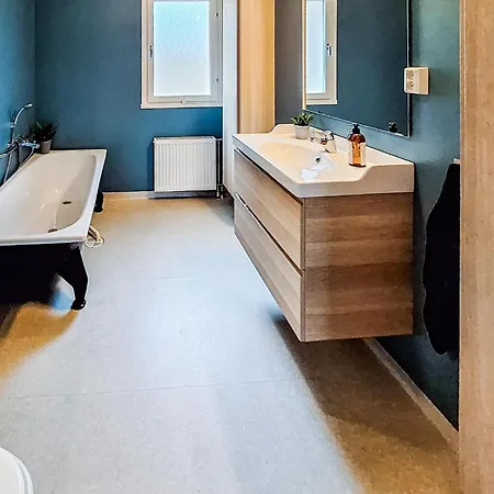 Beautiful In Holum With Wifi *